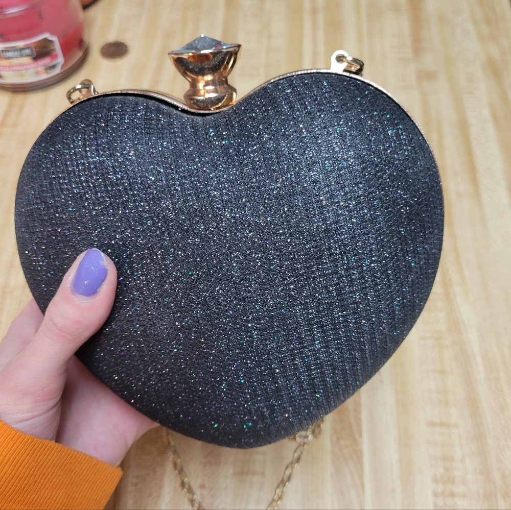 Sparkle Heart Crossbody Clutch in Black with Gold Chain - Picture 4 of 5